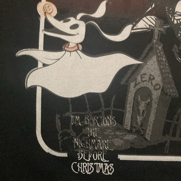 Large . Tim Burtons The night before Christmas Tee Shirt - Picture 2 of 3